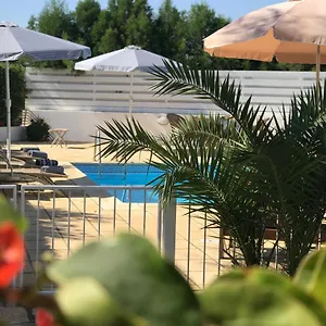 https://villa-elia-bed-and-breakfast.protaras-cy-hotels.com